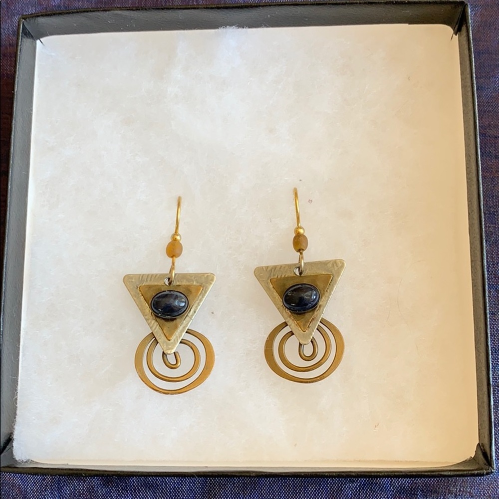 Earrings 3 $5 earrings for 10